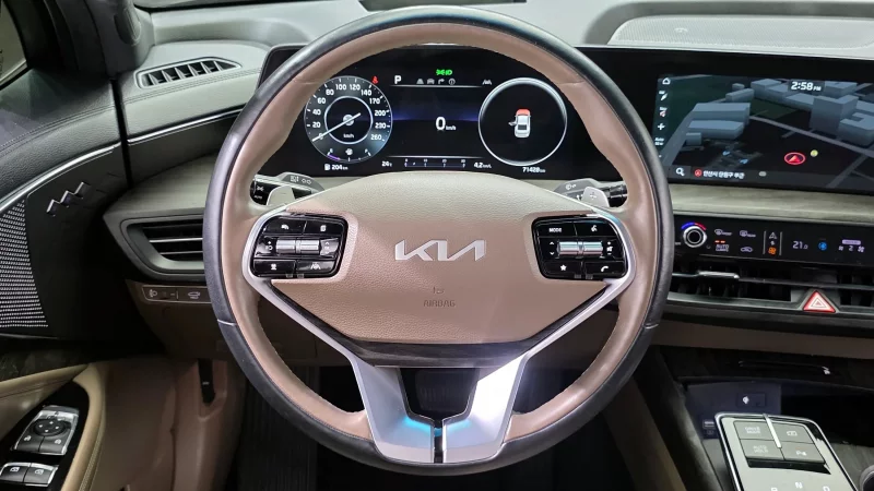 Kia K8