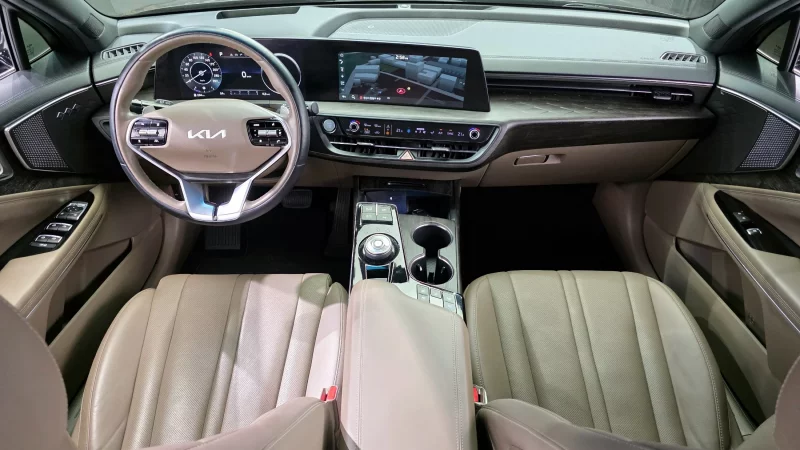 Kia K8