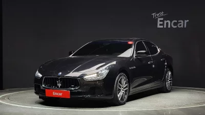 Maserati GHIBLI