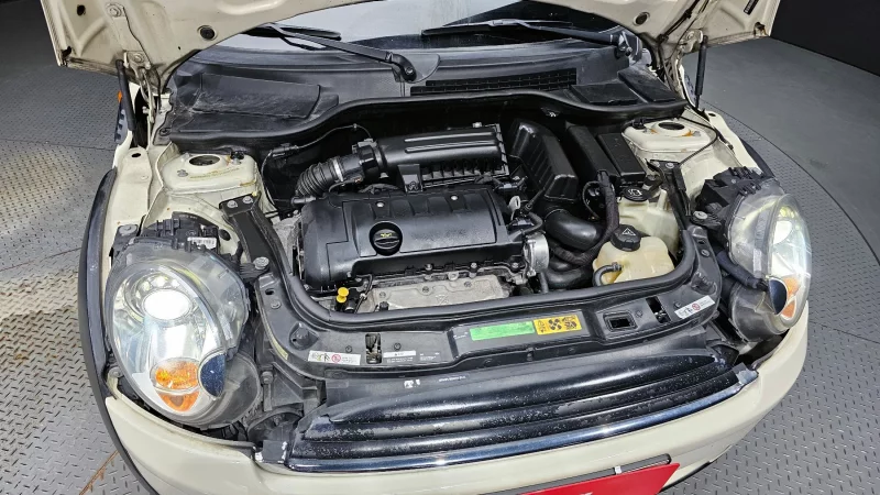 MINI Cooper Convertible