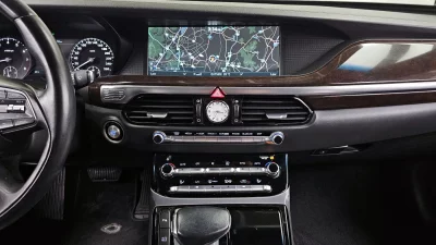 Genesis EQ900