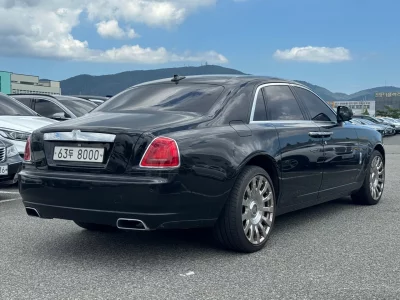 Rolls-Royce GHOST