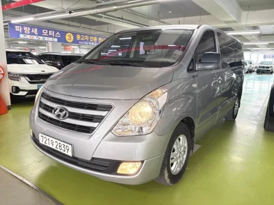 Hyundai Starex