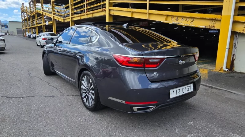 Kia K7