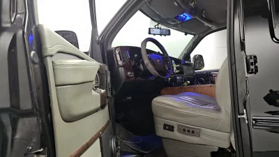 Chevrolet Express Van