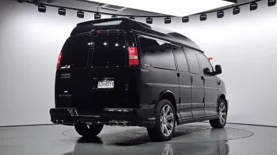 Chevrolet Express Van
