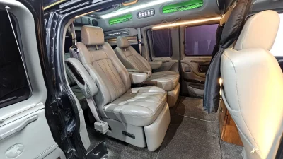 Chevrolet Express Van