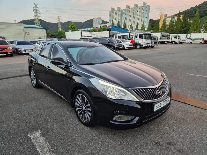 Hyundai Grandeur