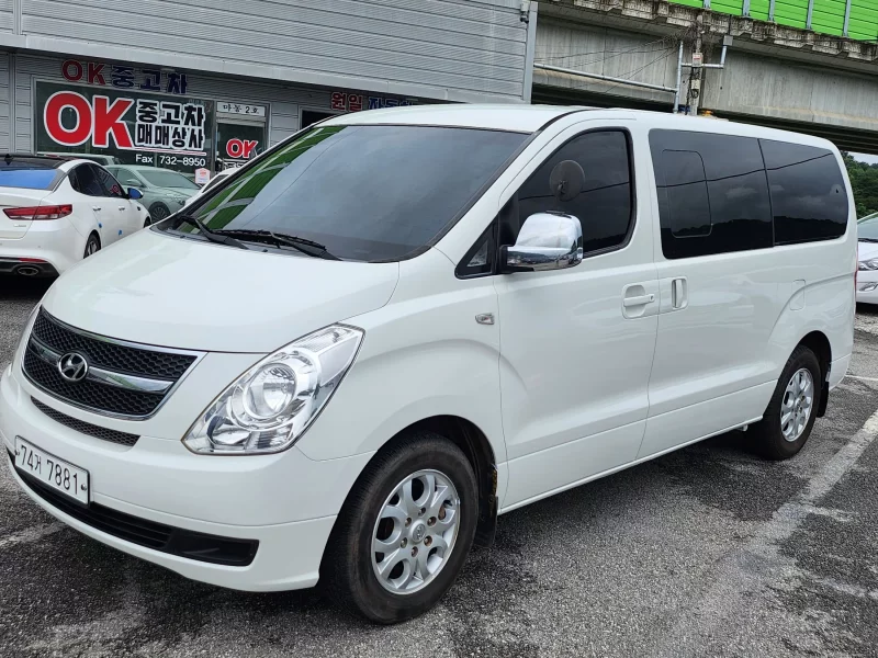 Hyundai Starex