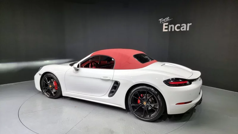 Porsche 718