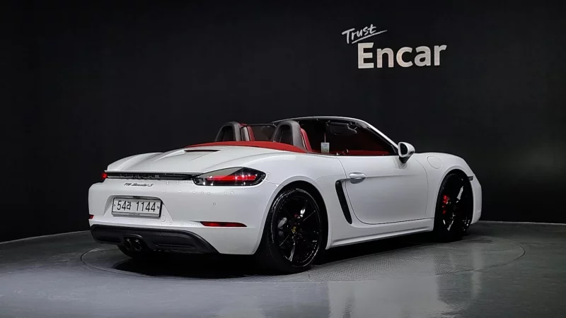 Porsche 718