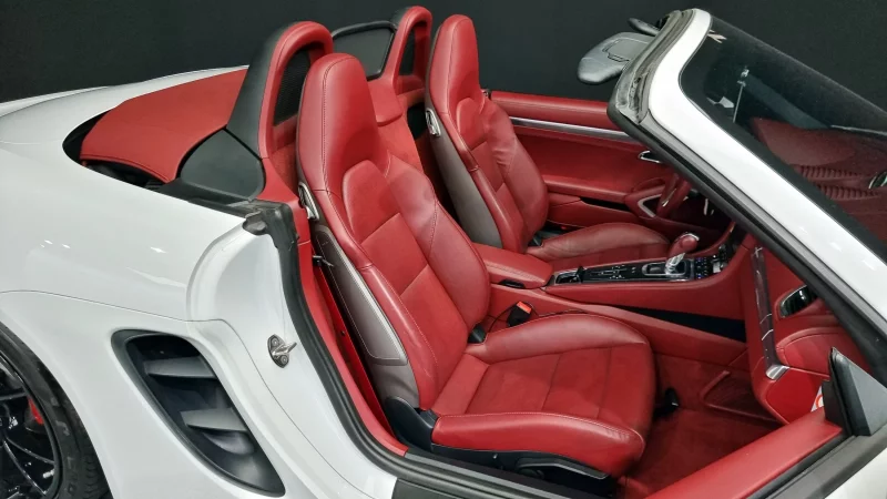 Porsche 718