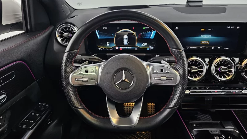 Mercedes-Benz GLA-Class