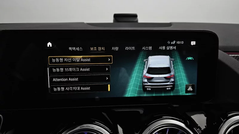 Mercedes-Benz GLA-Class