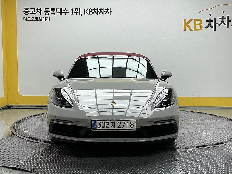 Porsche 718