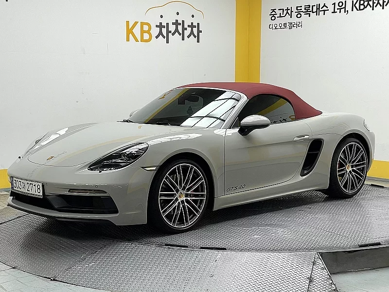 Porsche 718