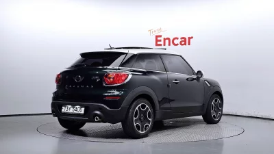 MINI Paceman