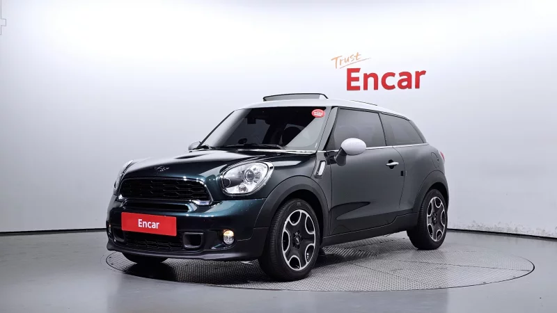 MINI Paceman