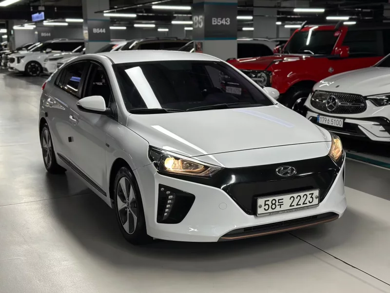 Hyundai Ioniq