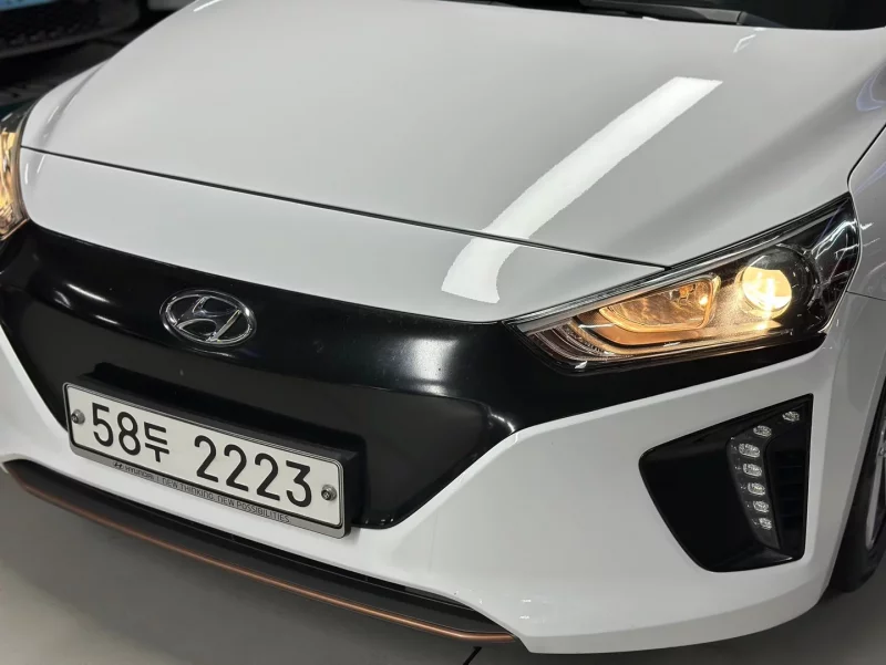 Hyundai Ioniq