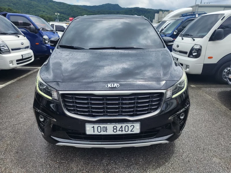 Kia Carnival