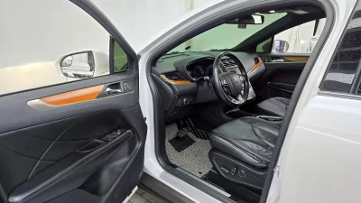 Lincoln MKC