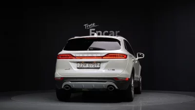 Lincoln MKC