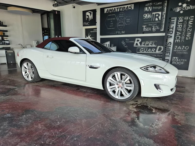 Jaguar XKR