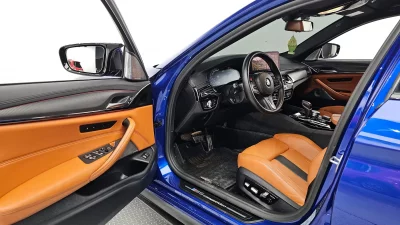 BMW M5