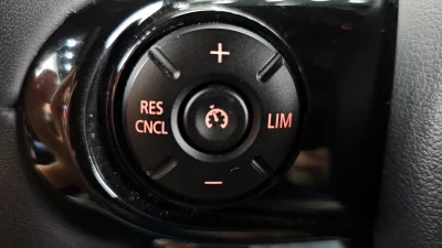 MINI Cooper Convertible