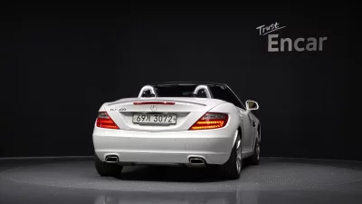 Mercedes-Benz SLK-Class