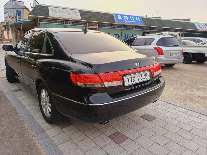 Hyundai Grandeur