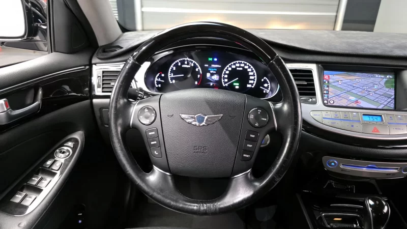 Hyundai Genesis