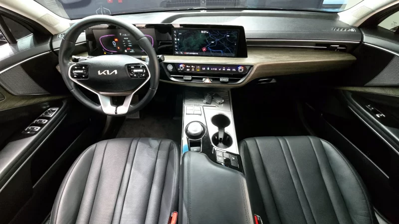 Kia K8
