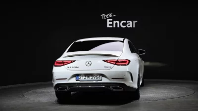 Mercedes-Benz CLS-Class