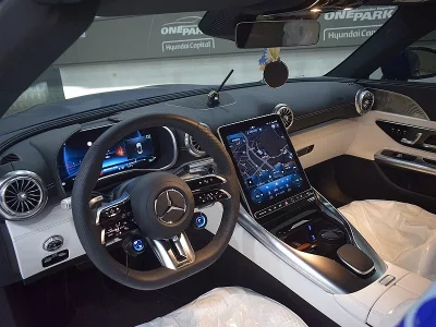 Mercedes-Benz SL-Class