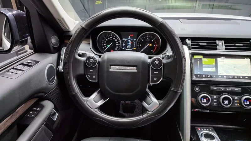 Land Rover DISCOVERY