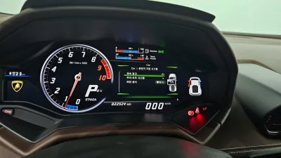 Lamborghini HURACAN