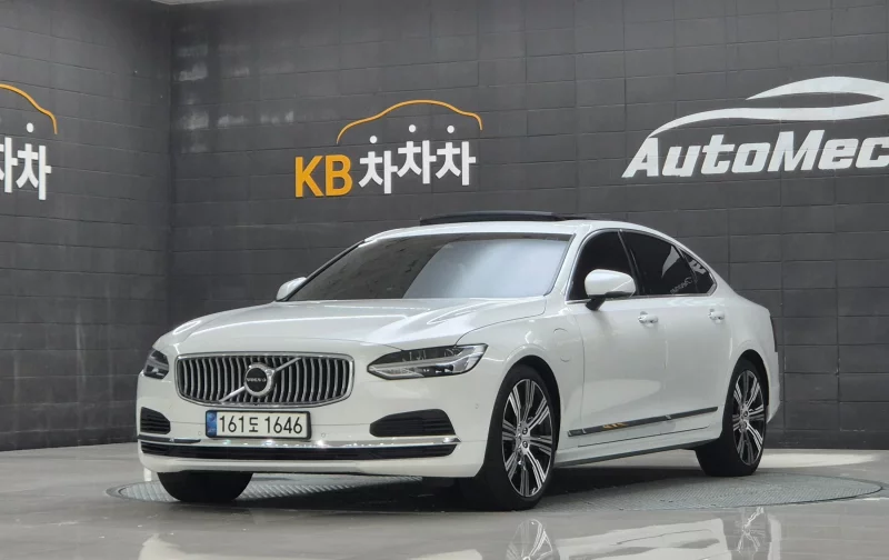 Volvo S90