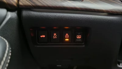 Nissan MAXIMA