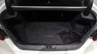 Nissan MAXIMA