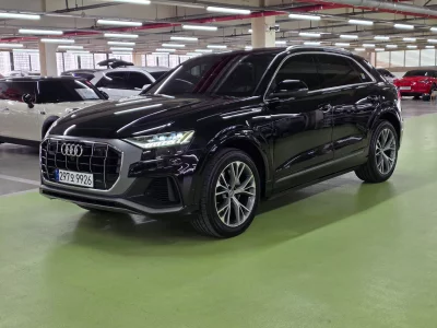 Audi Q8