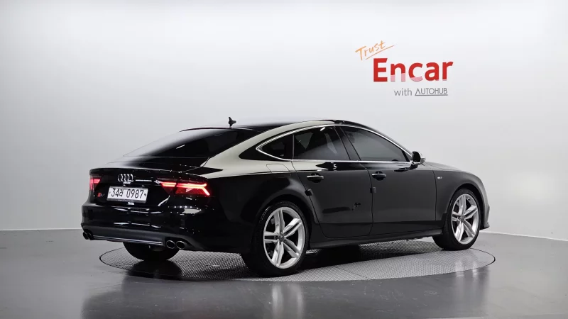 Audi S7