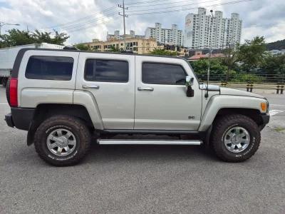 Hummer H3