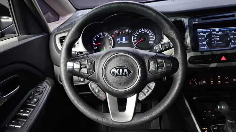 Kia Carens