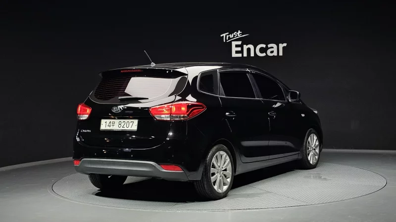 Kia Carens