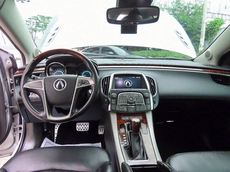 Daewoo Alpheon