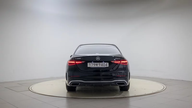 Mercedes-Benz C-Class