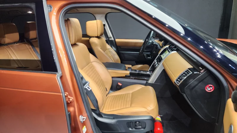 Land Rover DISCOVERY