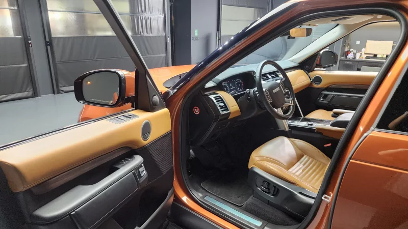 Land Rover DISCOVERY